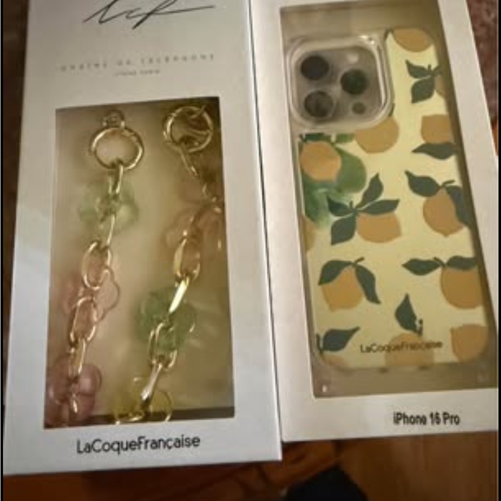 New LaCoqueFrançaise phone accessory set iPhone 16 pro Lemon case flower chain